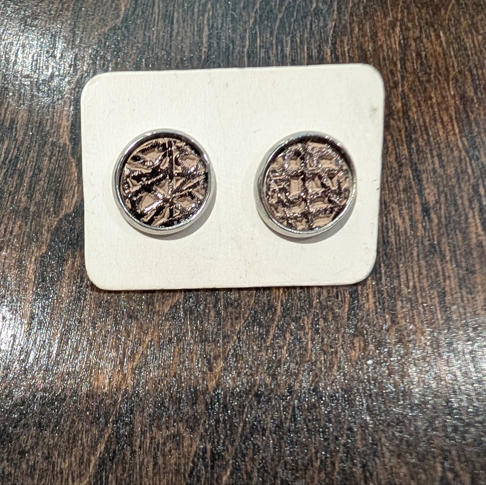 Embossed Stud Earrings